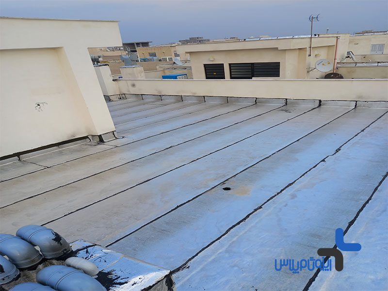 اجرای ایزوگام در پشت بام مهرشهر کرج با ایزوگام نقره ای توسط ایزوگام پلاس