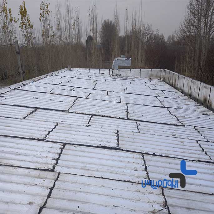 ایزوگام روی سقف شیروانی فلزی در محمدشهر کرج