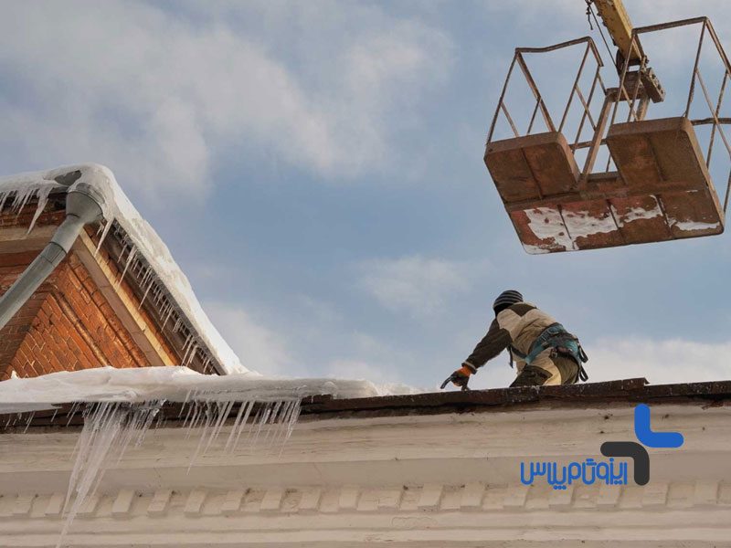 یخ زدگی ناودان ساختمان